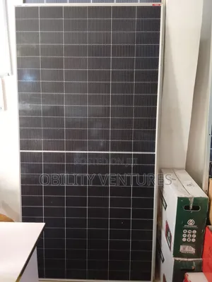 585W Monocrystalline Solar Panel – High Efficiency