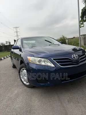 Toyota Camry LE 4dr Sedan (2.5L 4cyl 6A) 2011 Blue