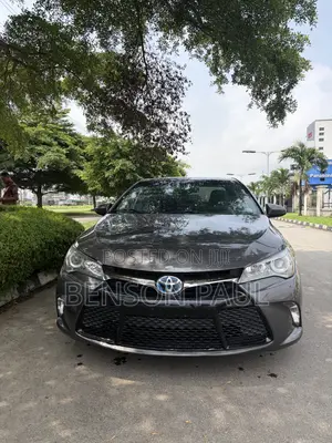 Toyota Camry SE 4dr Sedan (2.5L 4cyl 6A) 2017 Brown