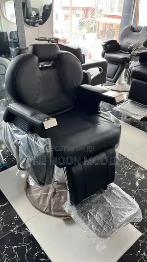Executive Salon Chair With Headrest and Footrest By