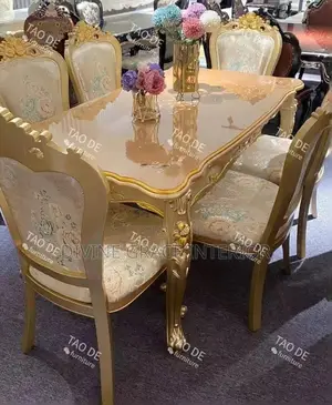 Royal Dining Set