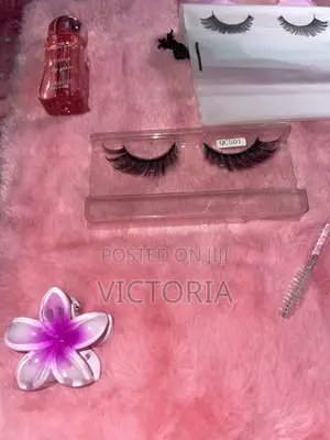 LashesbyNita