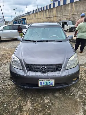 Toyota Matrix XR Hatchback AWD (1.8L 4cyl 4A) 2005 Gray