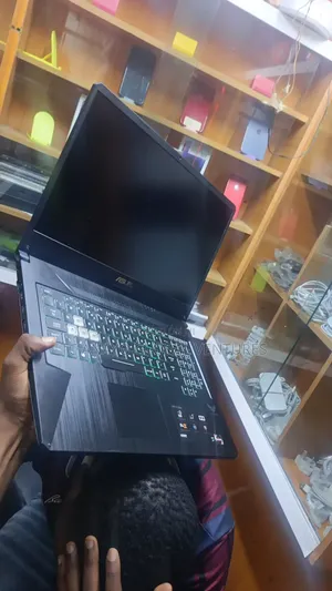 Laptop Asus FX553VD 16GB AMD Ryzen 5 SSD 512GB