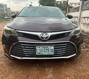 Toyota Avalon XLE 4dr Sedan (3.5L 6cyl 6A) 2015 Black