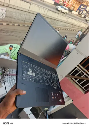 Laptop Asus TUF Gaming FX504 32GB AMD Ryzen 5 SSD 1T