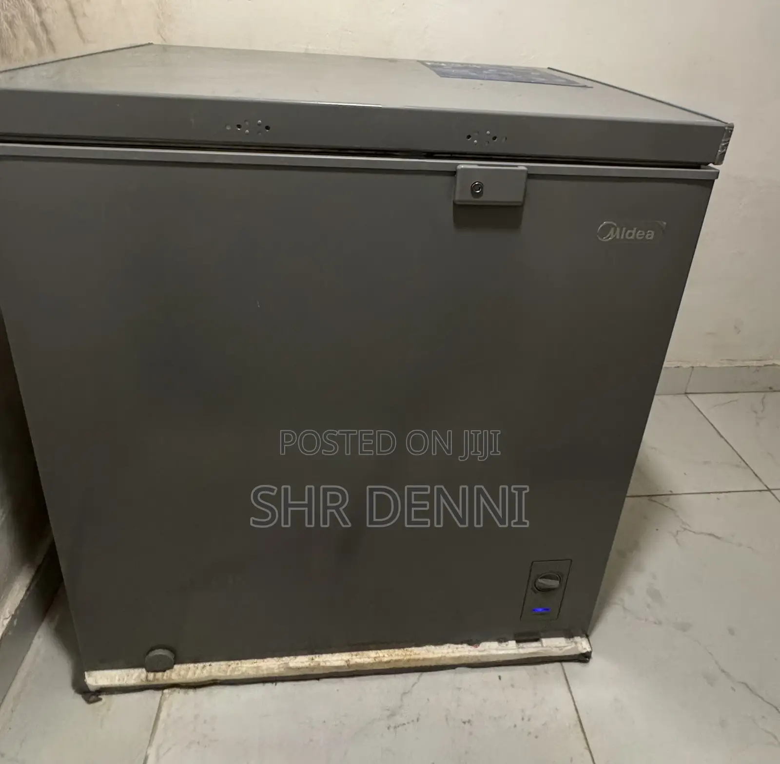 Midea Deep Freezer