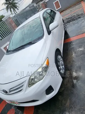 Toyota Corolla 2013 White