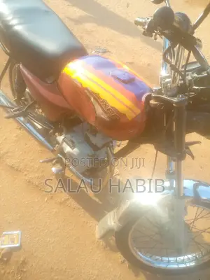 Bajaj Boxer 2022 Red