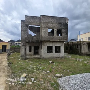 5bdrm Duplex in Bricks Garden, Lugbe District for sale