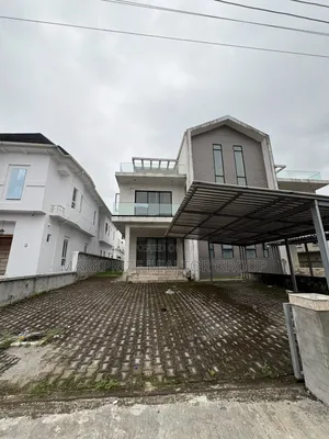 5bdrm Duplex in Lekki County Homes, Ikota for sale