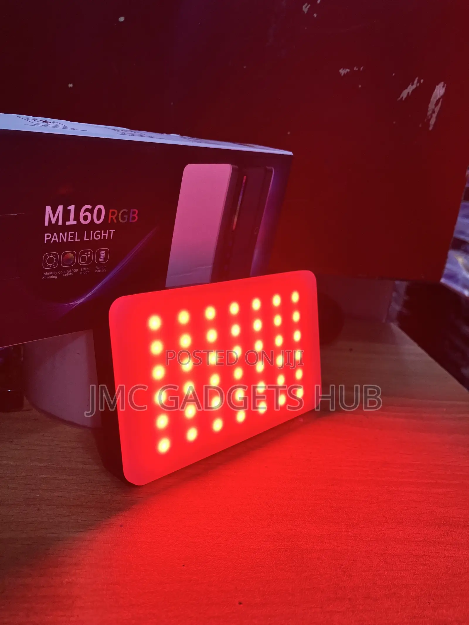M160 RGB Panel Light