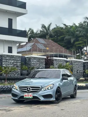 Mercedes-Benz E350 Base 4Matic Sedan AWD (3.5L 6cyl 7A) 2010 Blue