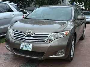 Toyota Venza 2010 Brown
