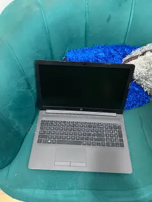 Laptop HP 250 G7 8GB Intel Core i5 SSD 128GB