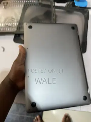 Laptop Apple MacBook Pro 2019 8GB Intel Core i5 SSD 256GB