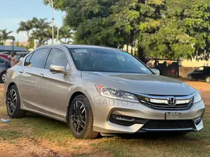 Honda Accord EX-L V-6 4dr Sedan FWD (3.5L 6cyl 6A) 2016 Silver