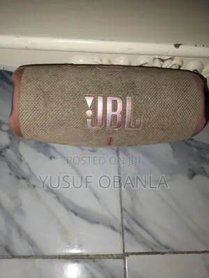 JBL Charge 5