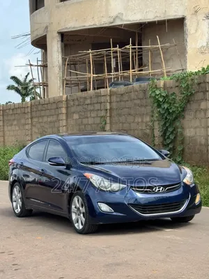Hyundai Elantra 2012 Blue