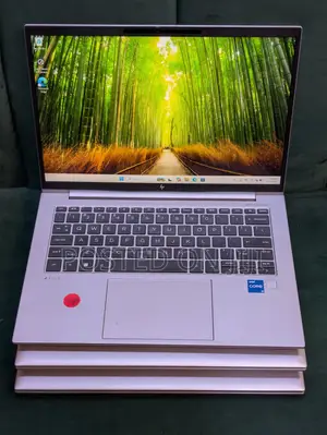 Laptop HP ZBook Firefly 14 G10 16GB Intel Core i5 SSD 512GB