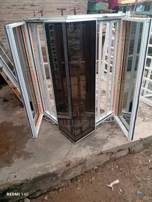 Frameless Window