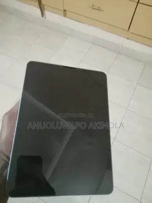 Apple iPad Air 128 GB Silver