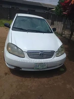 Toyota Corolla 2005 White