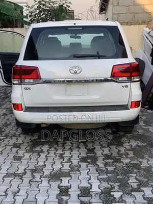Toyota Land Cruiser 4.0 V6 GXR 2017 White