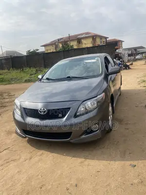 Toyota Corolla S 4dr Sedan (1.8L 4cyl 4A) 2009 Gray