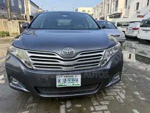 Toyota Venza XLE 2012 Gray