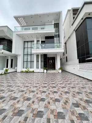 5bdrm Duplex in Lekki Phase 2 for sale