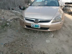 Honda Accord 2007 Gold