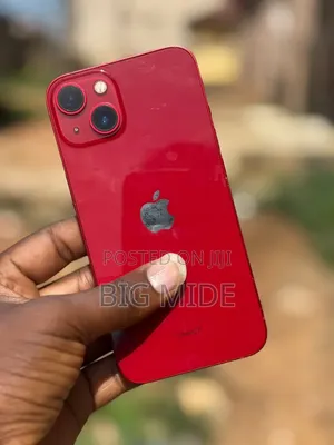 Apple iPhone 13 128 GB Red