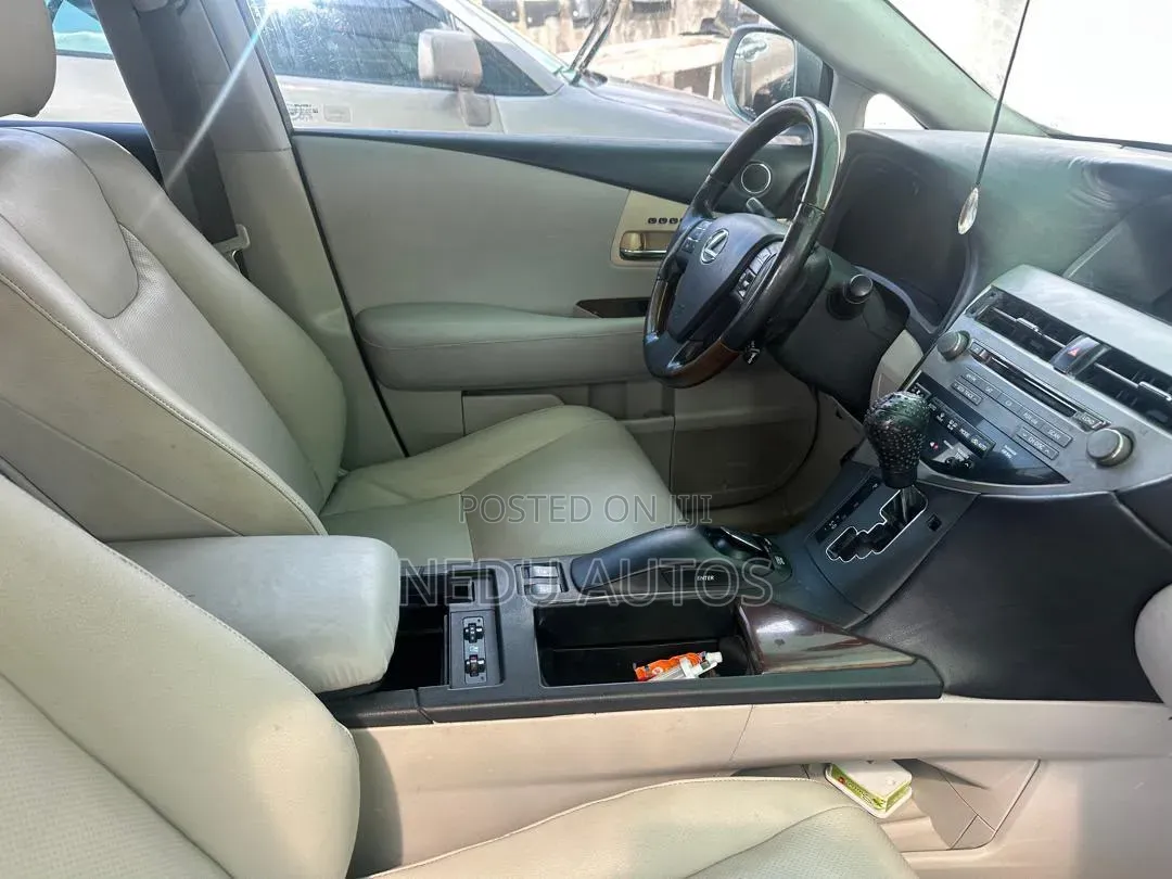 Lexus RX 2011 Silver