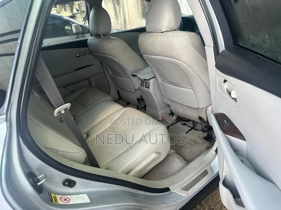 Lexus RX 2011 Silver