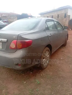 Toyota Corolla 2008 Gray
