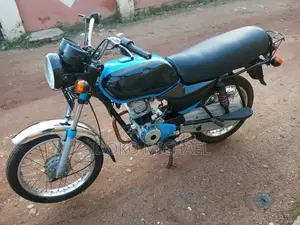 Bajaj Boxer 2023 Red