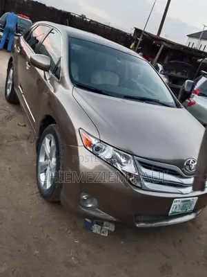 Toyota Venza 2011 Brown