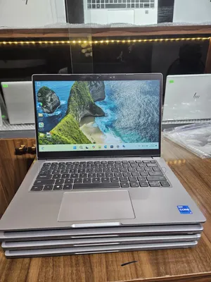 Laptop Dell Latitude 5320 2-in-1 16GB Intel Core i7 SSD 512GB