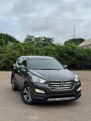 Hyundai Santa Fe 2014 Gold