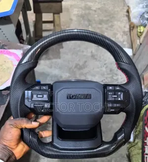 Latest Design Carbon Fiber Toyota Steering Wheel