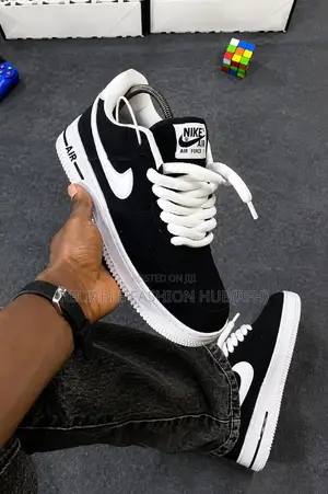 Unisex Sneakers