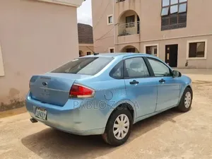 Ford Focus 2009 Beige