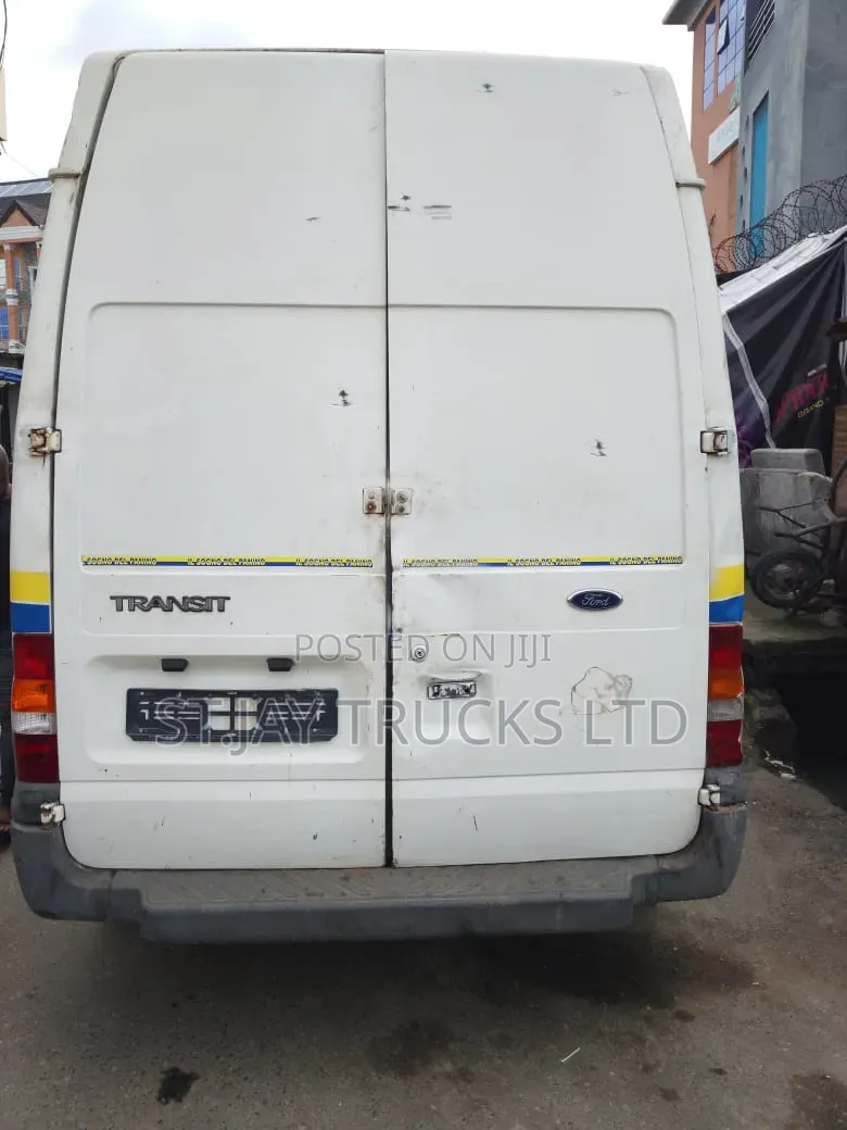 Ford Transit 2005 White