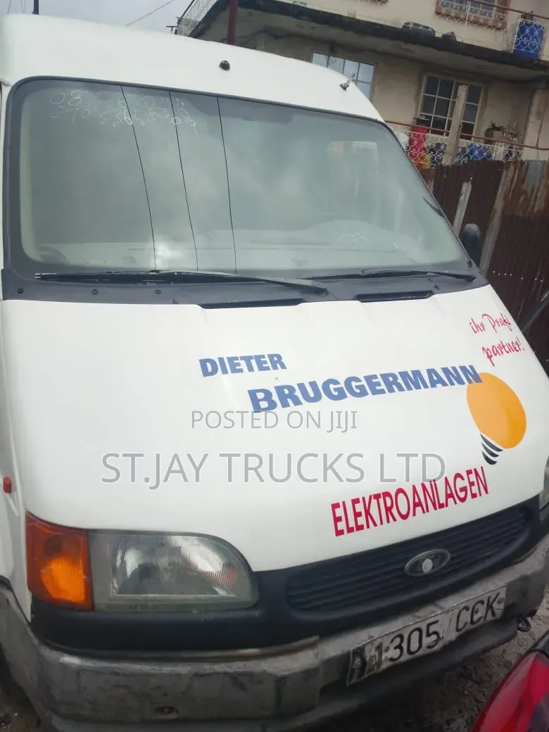 Ford Transit 2004 White