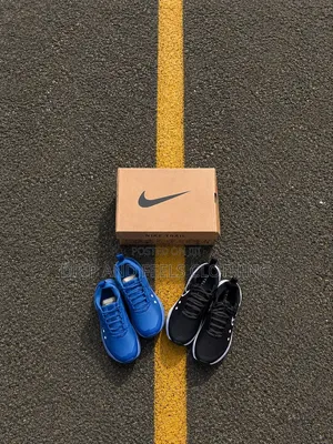 Nike ZoomX Zegama Trail 2 Sneakers