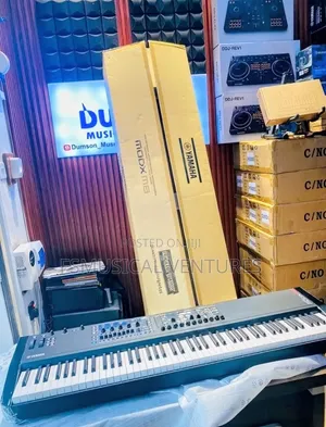 Yamaha Modx M8 Keyboard