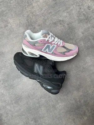 New Balance 2010 Sneakers