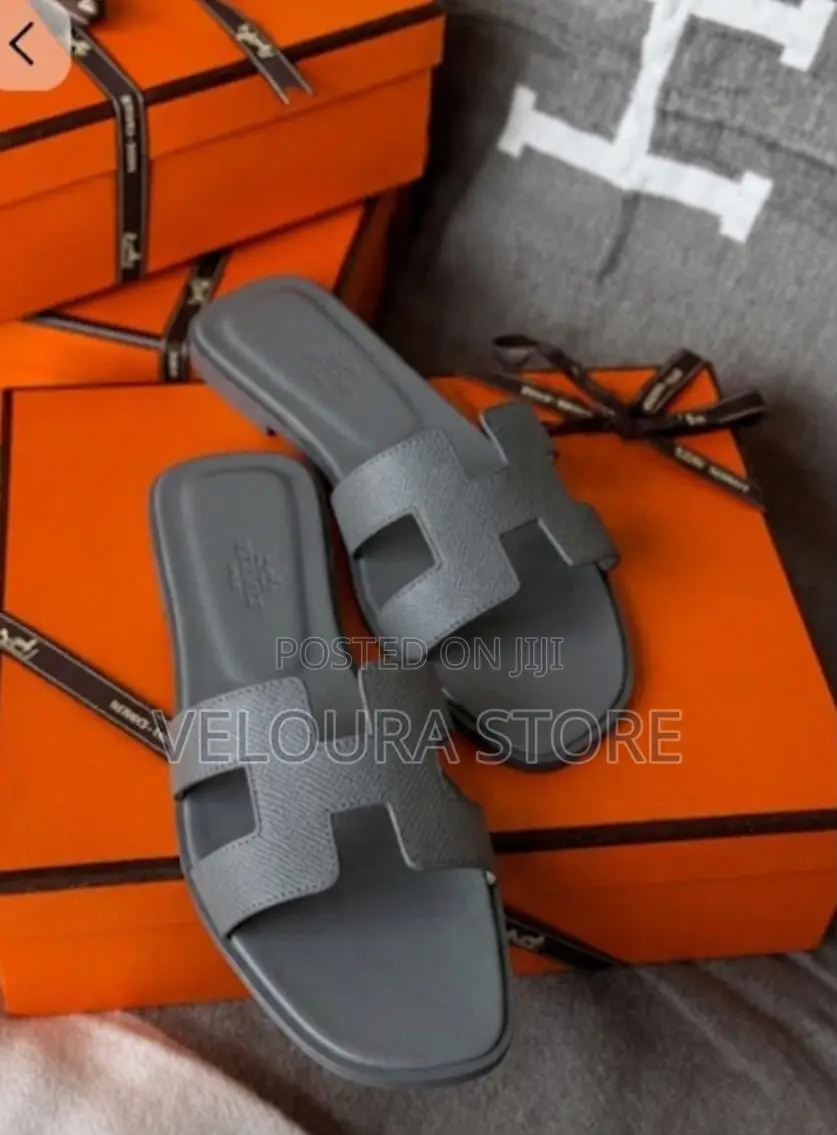 Hermes Slippers