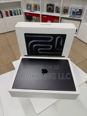 New Laptop Apple MacBook Pro 2024 M4 24GB Apple M4 SSD 1T